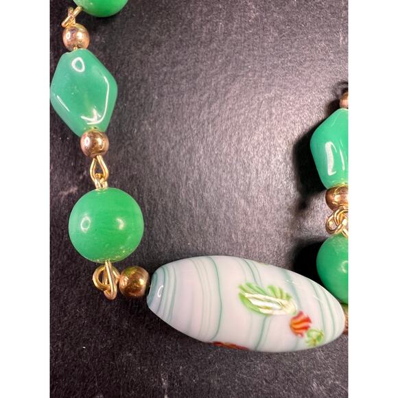 Vintage 32" Italian Murano Art Glass Green Floral Beaded Necklace - Picture 6 of 15